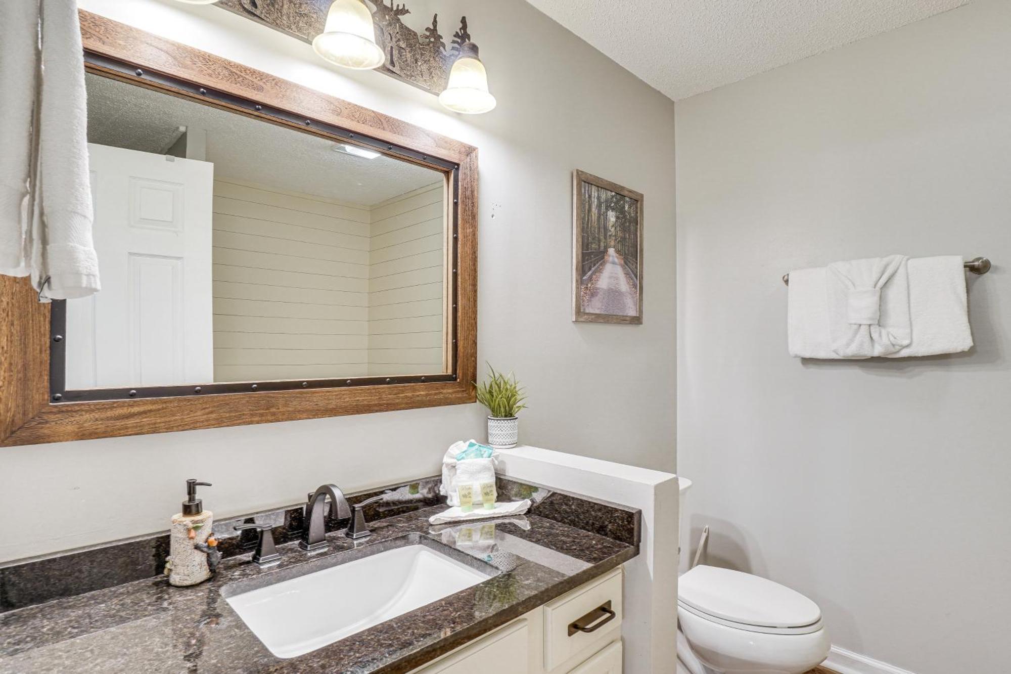 Downtown Gatlinburg Condo With Mountain-View Balcony Extérieur photo